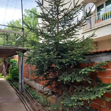Independent Studio In A House In The City Sofia Exterior photo